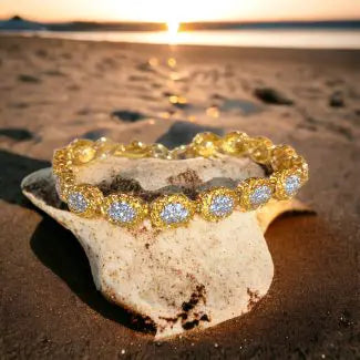 Gold Bracelet with stones in Chandi