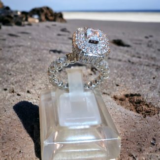 Silver Polish Ring with Rhine Stones