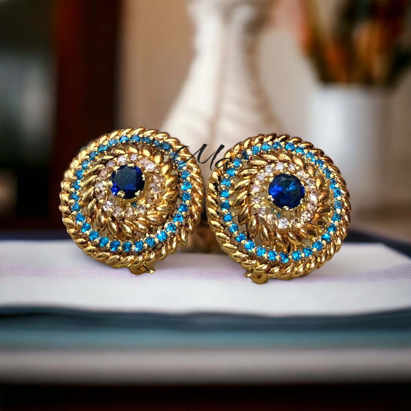 Gold-Plated with Zircon and Precious Sapphire