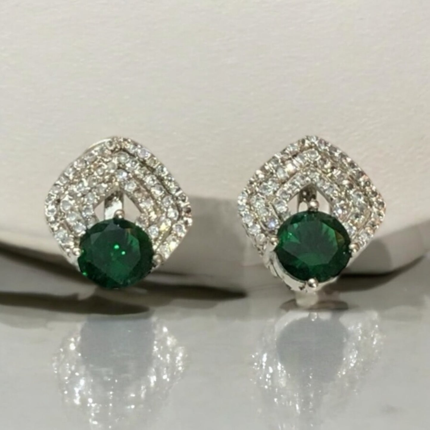 Twinkle Studs