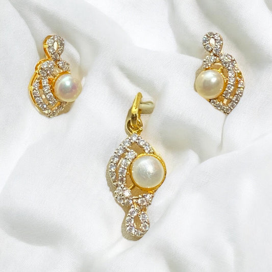 Fresh Water Pearl Gold Plated Locket Set