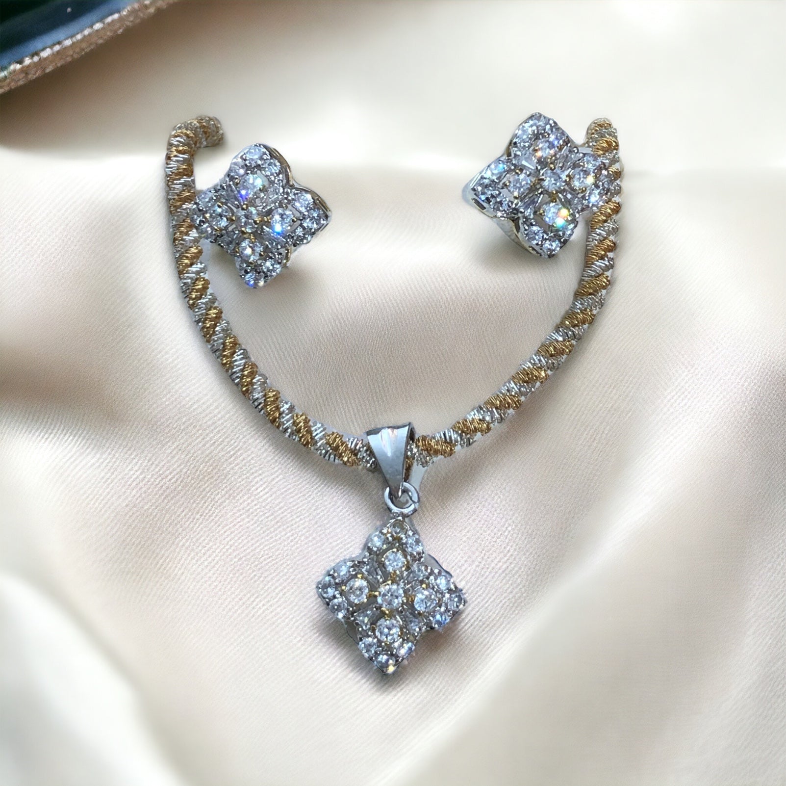 Silver Trio Locket Design – Silver Collection by MA